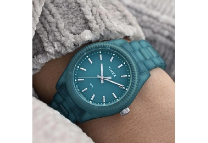 QUARTZ ANALOG WRISTWATCH,13.50,NO JEWEL,METAL BAND,PLASTIC CASE