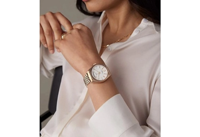 Womens Legacy Rose Gold-tone Case and
