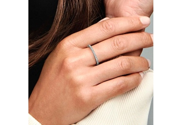 Sterling silver ring with clear cubic zirconia