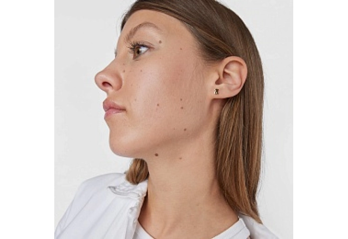 18KT GOLD EARRINGS