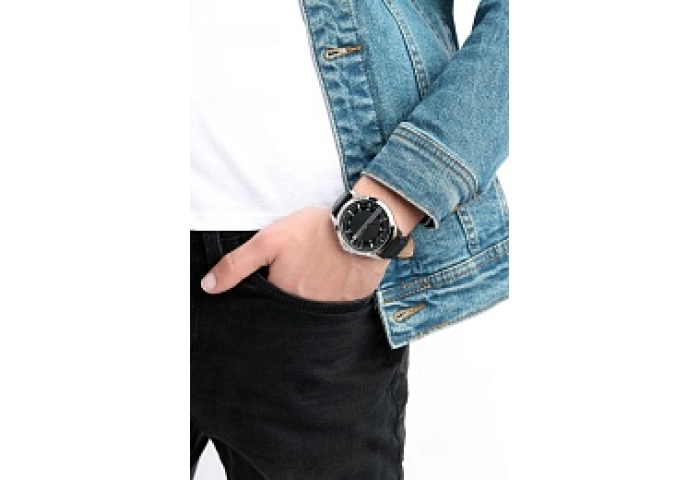 Emporio Armani QUARTZ/3 HAND DATE Watch