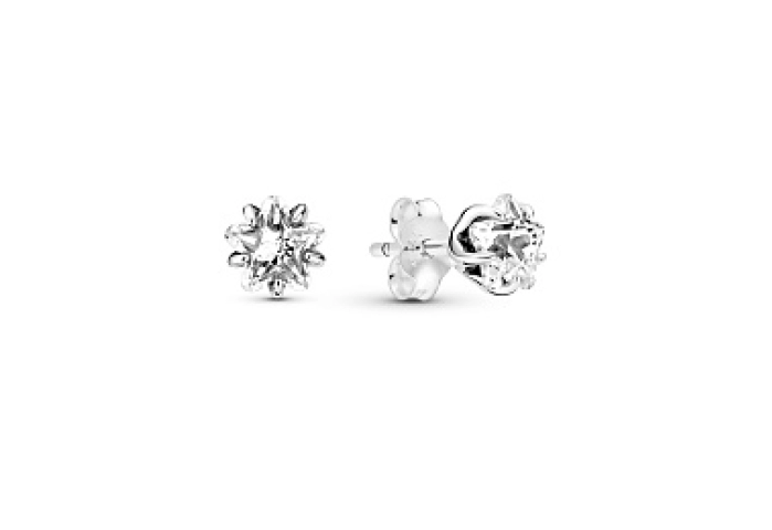 Star sterling silver stud earrings with clear cubi
