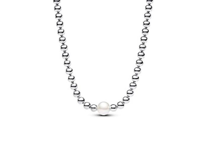 Sterling silver collier with white treated freshwa