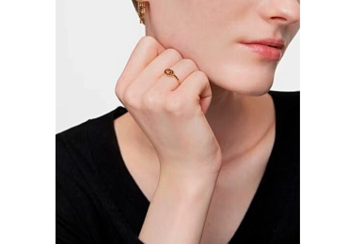 18KT GOLD RING SPINEL GEMSTONE N14