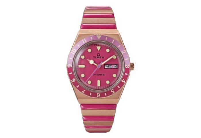 Womens Q Rose Gold-tone Case and