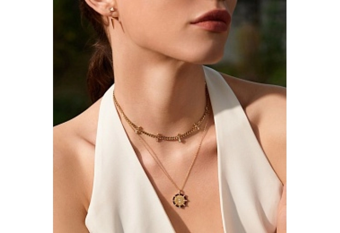 Gold Sparkle Point Medallion Necklace