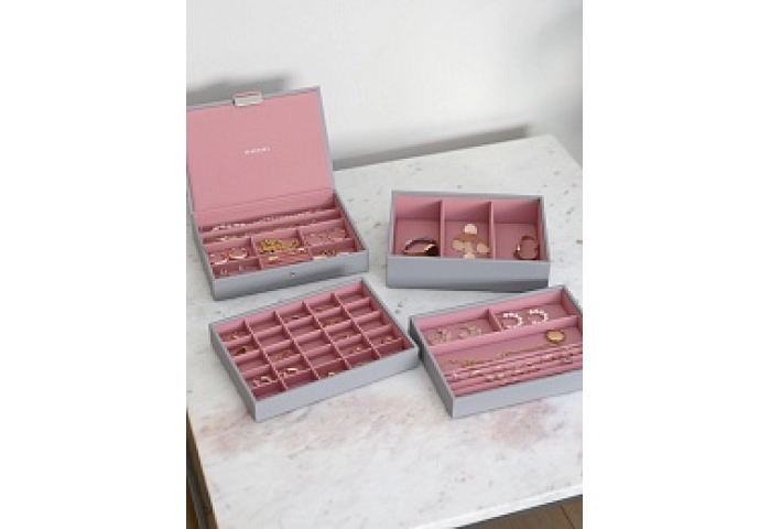 DOVE GREY & ANTIQUE ROSE