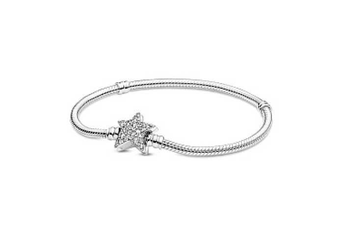 Snake chain sterling silver bracelet with star cla
