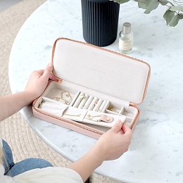 Blush Pink Sleek Necklace Travel Box