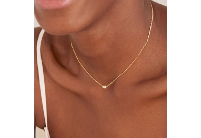  SPARKLE EMBLEM CHAIN NECKLACE