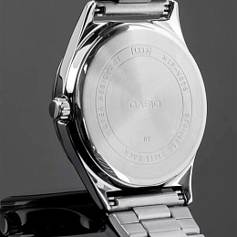 Наручные часы  Casio / MTP-V006D-7CUDF