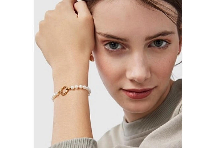 CULTURED PEARLS BRACELET 18KT GOLD MOTIF