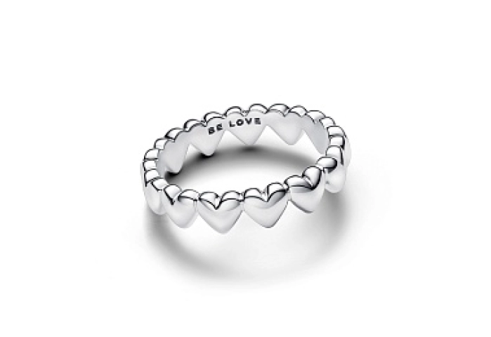 Hearts sterling silver ring