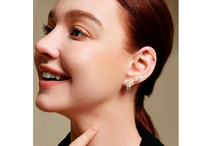 Silver Sparkle Climber Studs