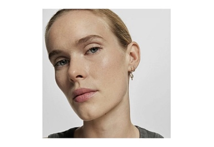 18KT GOLD 1 EARRING 8MM