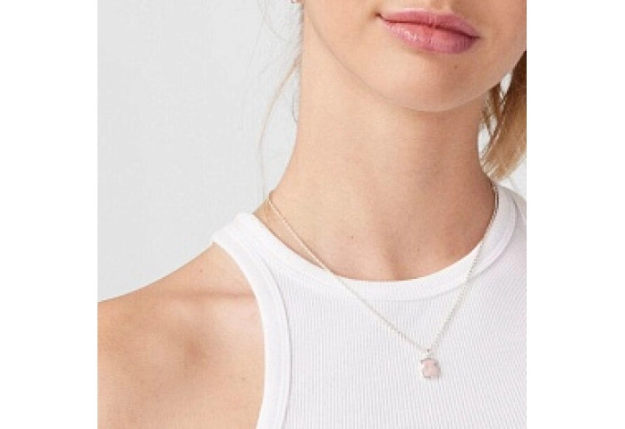 SILVER PENDANT QUARTZ CHAIN