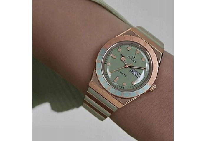 Q Dolce Vita Rose Gold-tone Case Pink Dial Rose Go
