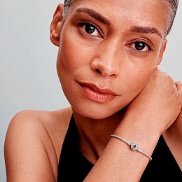 Браслет PANDORA Moments / 593584C01-18