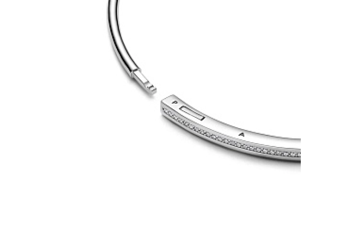 Pandora logo sterling silver bangle with clear cub