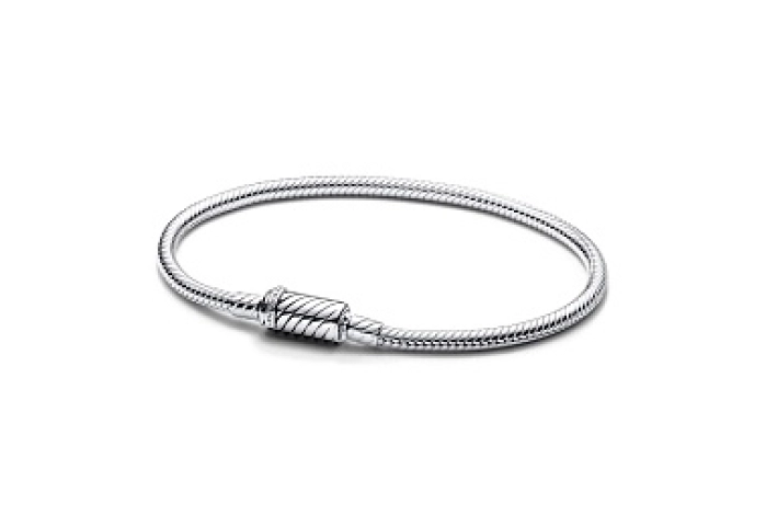 Snake chain sterling silver bracelet with magnetic