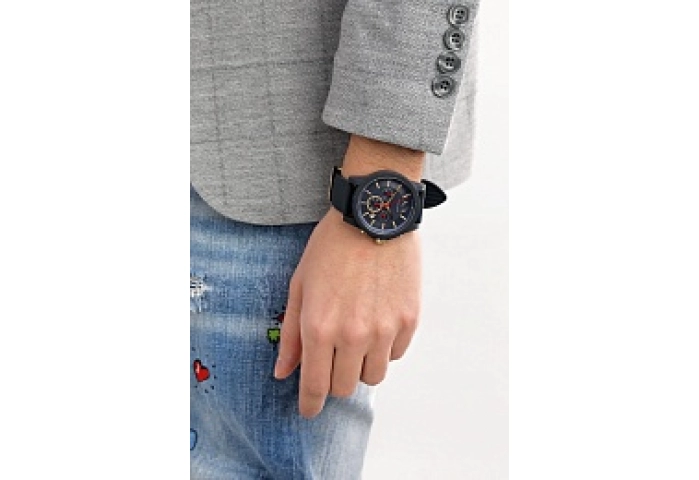 QUARTZ/CHRONO Watch