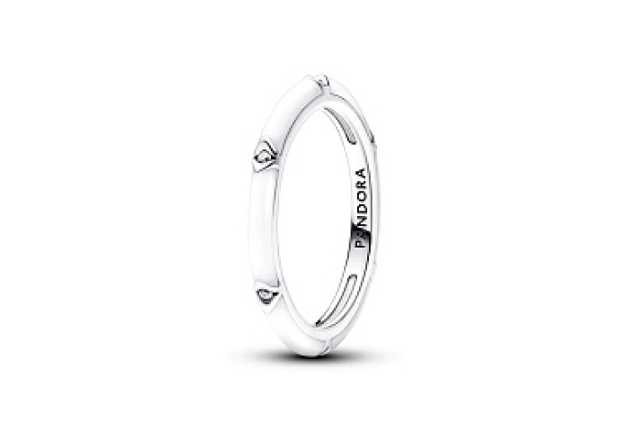 Sterling silver ring with clear cubic zirconia and
