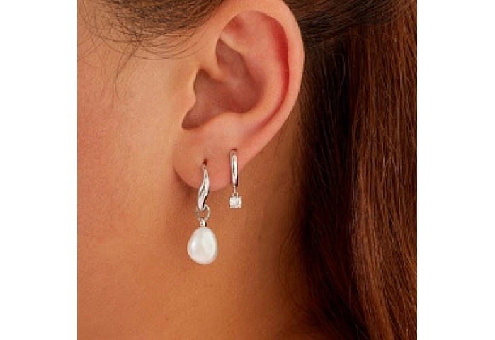 Silver Drop Solitaire Huggies