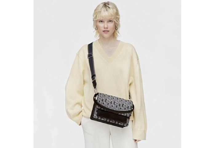 PVC.PU.COT,HANDBAG M. T MANIFESTO BLACK