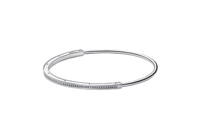 Pandora logo sterling silver bangle with clear cub