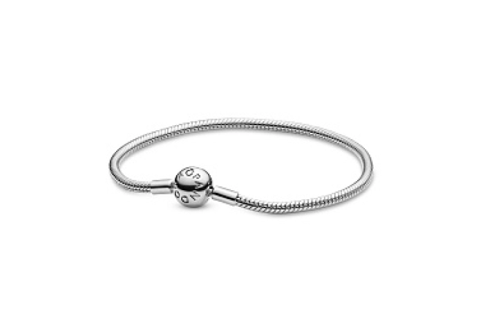 Snake chain silver bracelet with round clasp