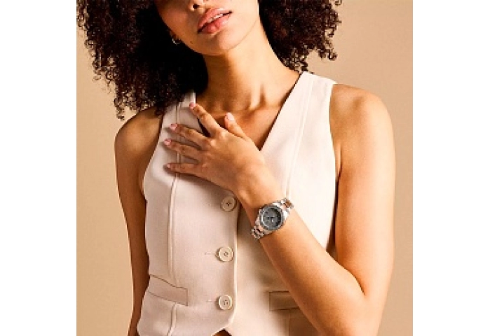 ANALOG WATCH 0 JWL GP METAL BRACELET