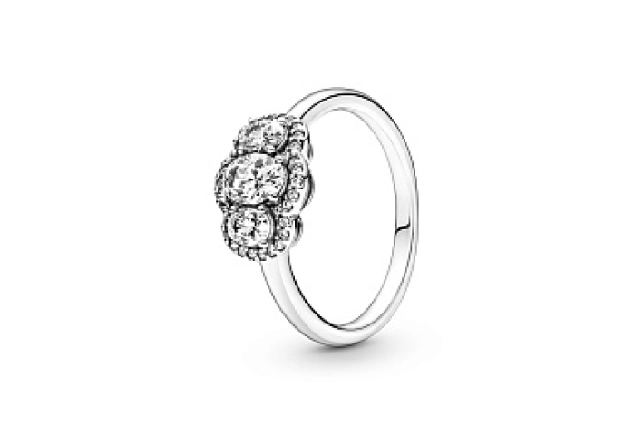 Sterling silver ring with clear cubic zirconia/Серебряное кольцо с чистым кубическим цирконием