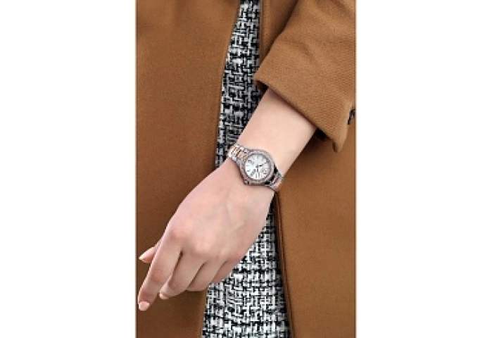 Casio Wristwatch Women/SHE-4800SG-7AUDR