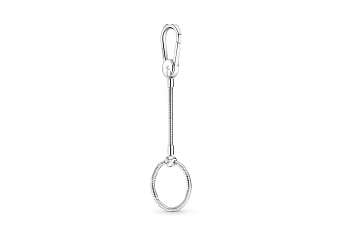 Sterling silver bag charm holder with longsnake chain andmedium Pandora O pendant /399571C00