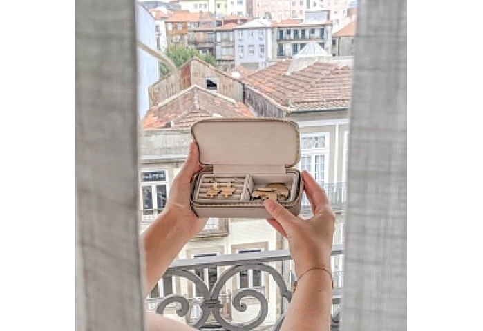 Taupe Medium Travel Box