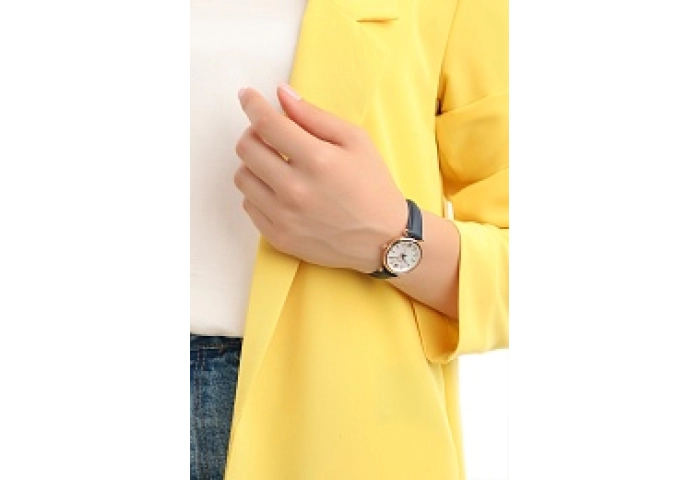 MOP ANLG WATCH 0 JWL GP LEATHER STRP