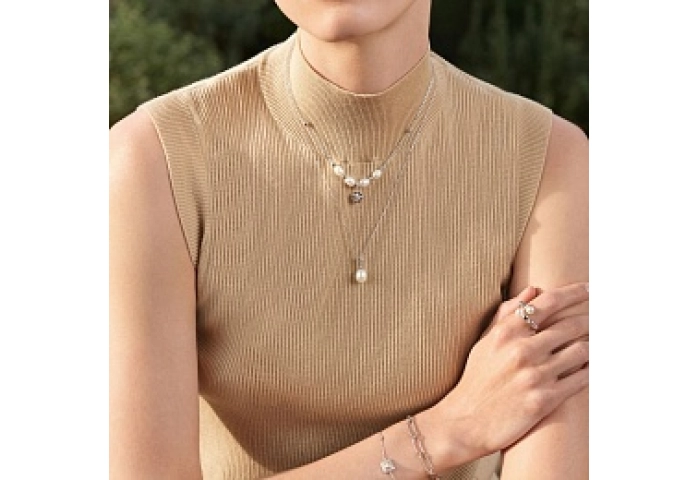 Silver Pearl Star Pendant Necklace