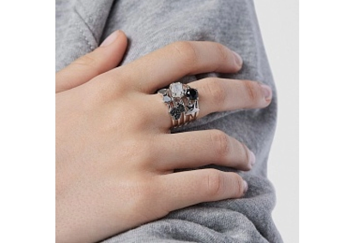 SILVER RING MOP SPINELS ONYX  N12